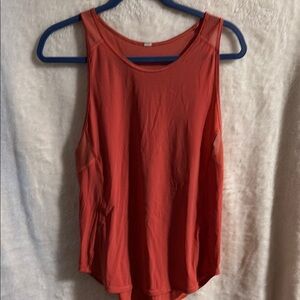 Lululemon workout tank. Some mesh detail on the back. Size 8